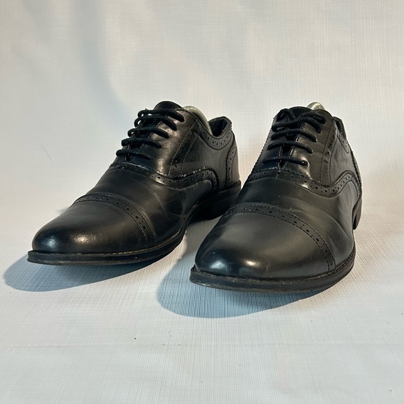 Steve Madden Keeten Black Leather Shoes - Classic and Stylish! - Picture 1 of 6